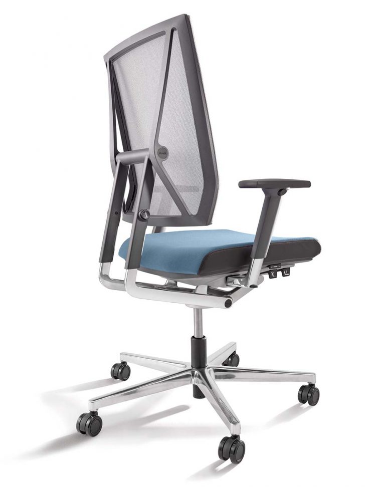 Bürotrend Büromöbel, Büroeinrichtung, Bürotechnik Bielefeld OWL | Viasit ergonomischer Bürodrehstuhl Scope Polster blau