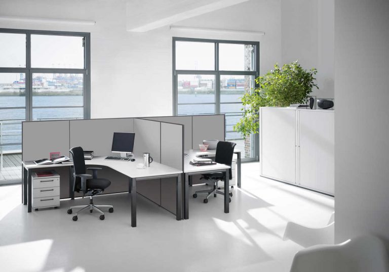 Bürotrend Büromöbel, Büroeinrichtung, Bürotechnik Bielefeld OWL | Hund Büromöbel Schreibtisch Callisto